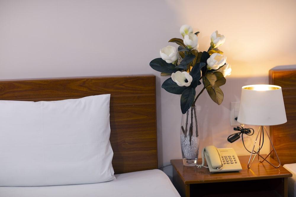 Bali B Hotel Ho Chi Minh City Exterior photo